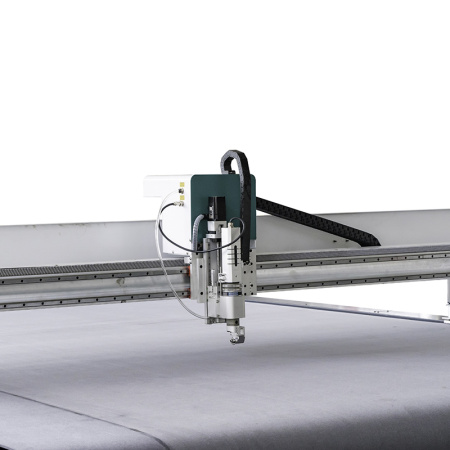 Планшетный режущий плоттер LIONE TC2516